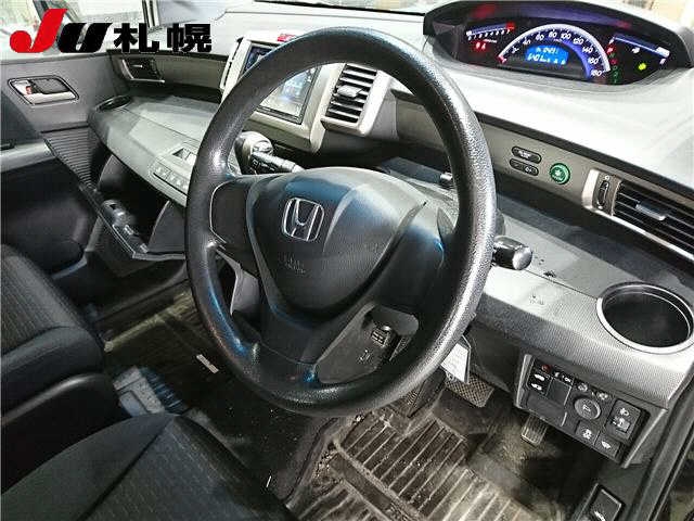 HONDA FREED SPIKE