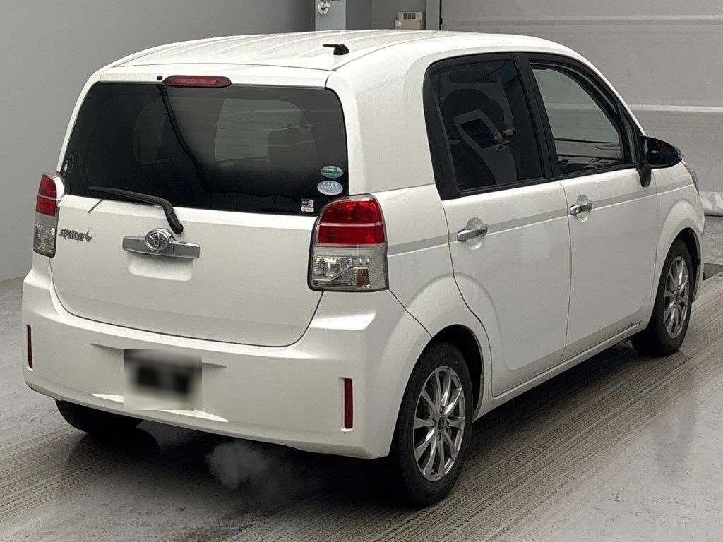 TOYOTA SPADE