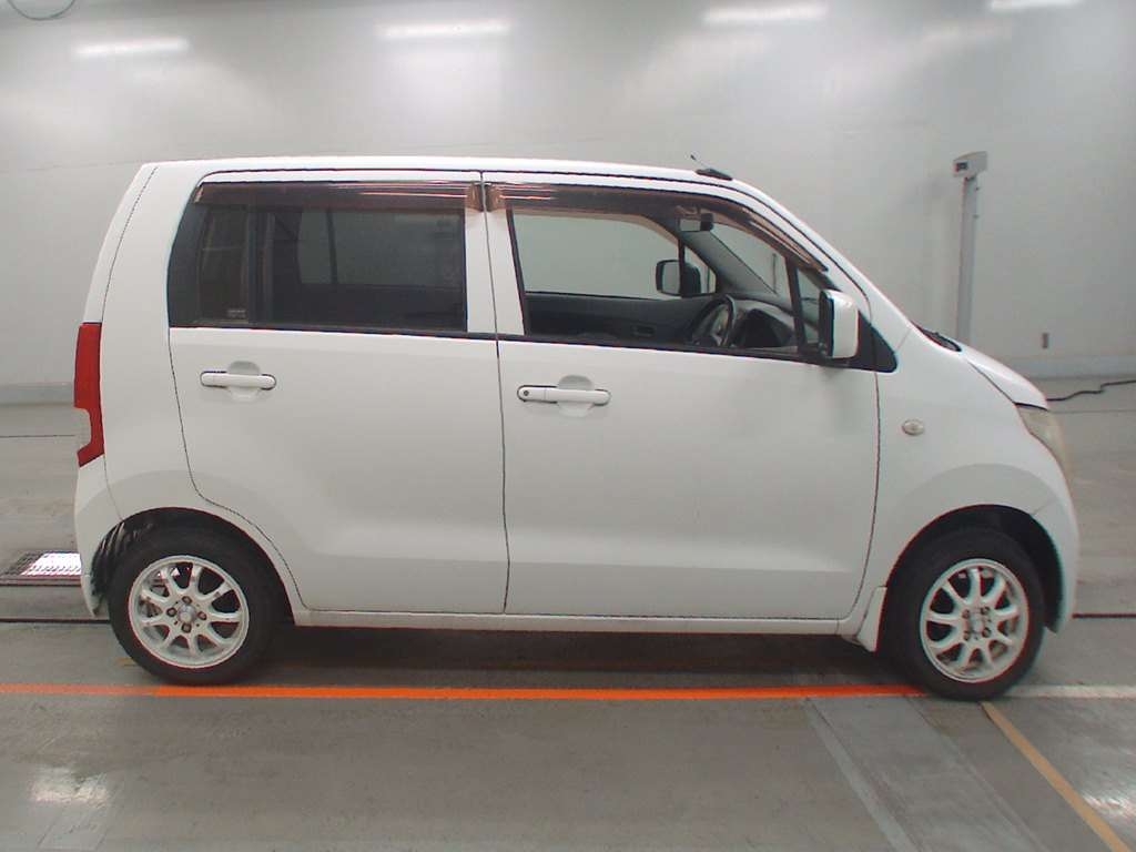 MAZDA AZ-WAGON