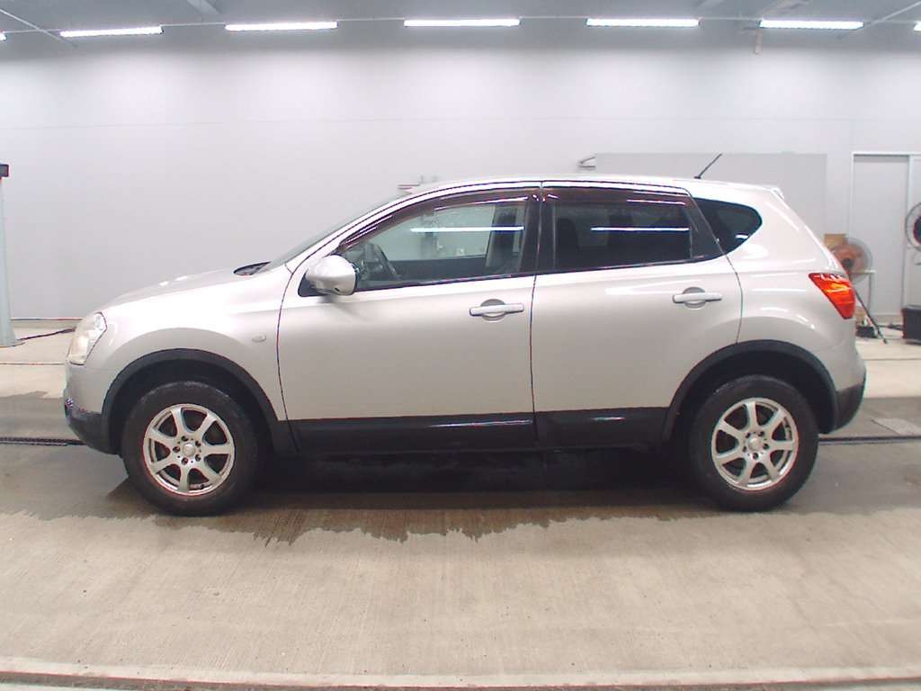 NISSAN DUALIS