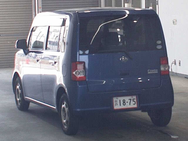 DAIHATSU MOVE CONTE