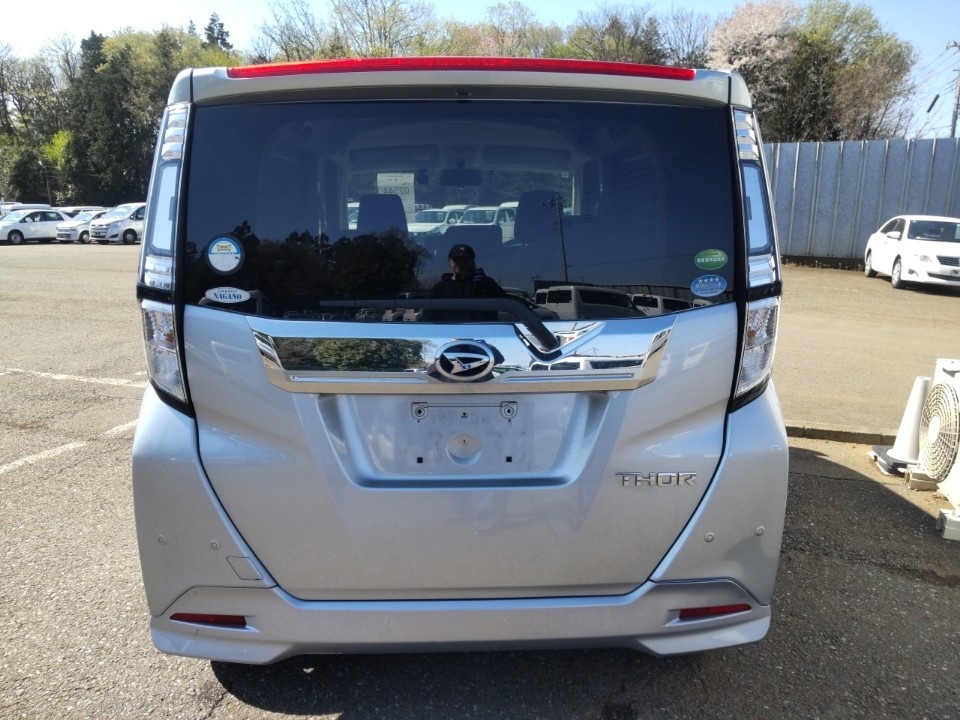 DAIHATSU THOR