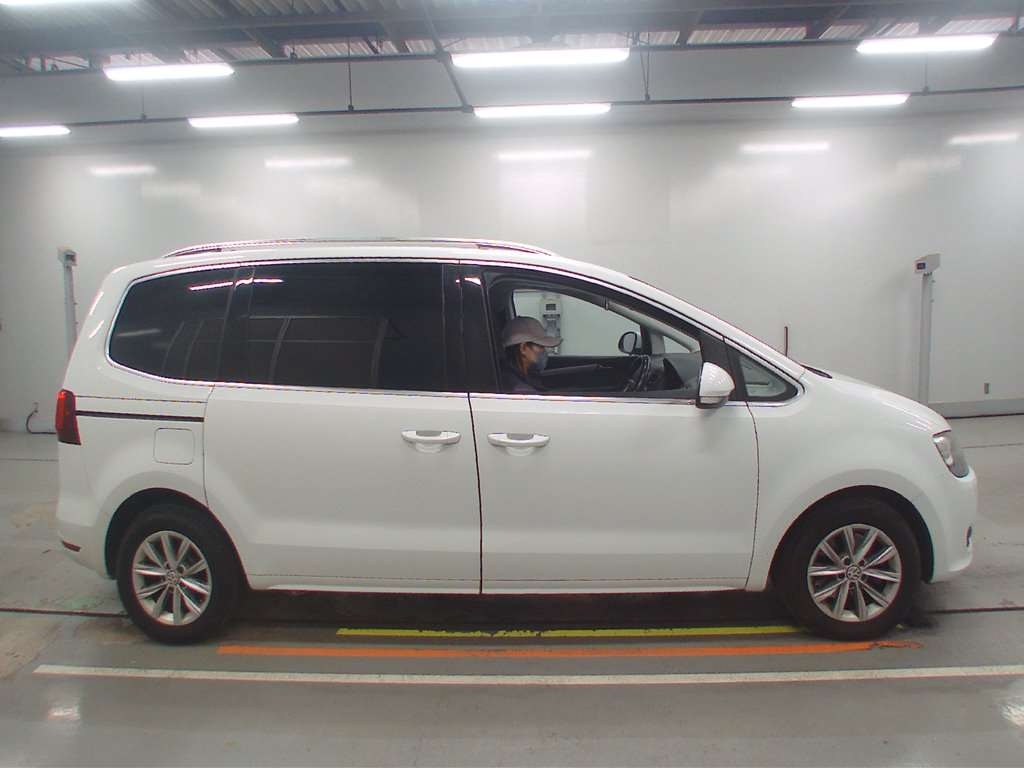 VOLKSWAGEN SHARAN