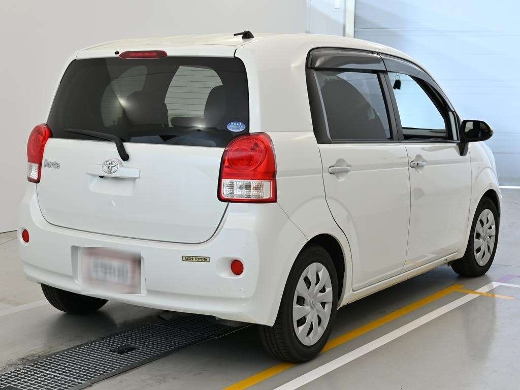 TOYOTA PORTE