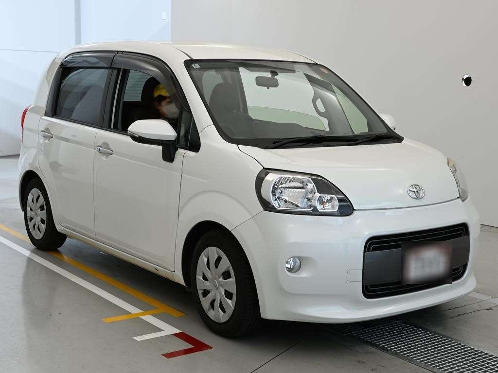 TOYOTA PORTE