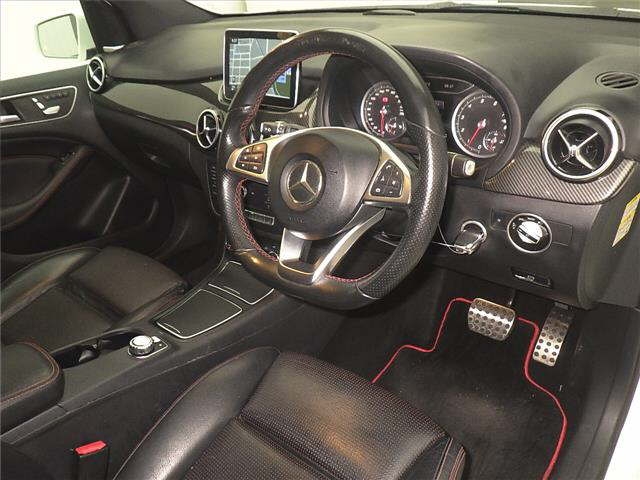 MERCEDES-BENZ B-CLASS