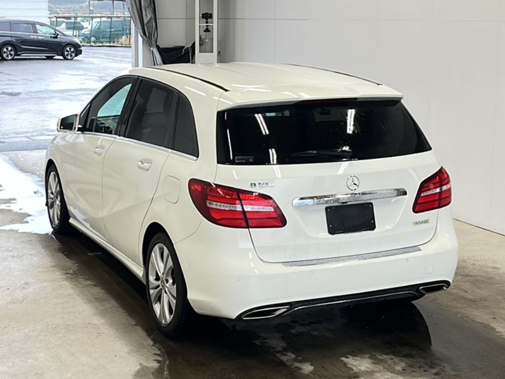 MERCEDES-BENZ B-CLASS