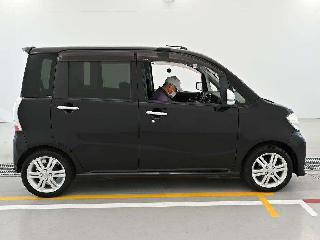 DAIHATSU TANTO EXE