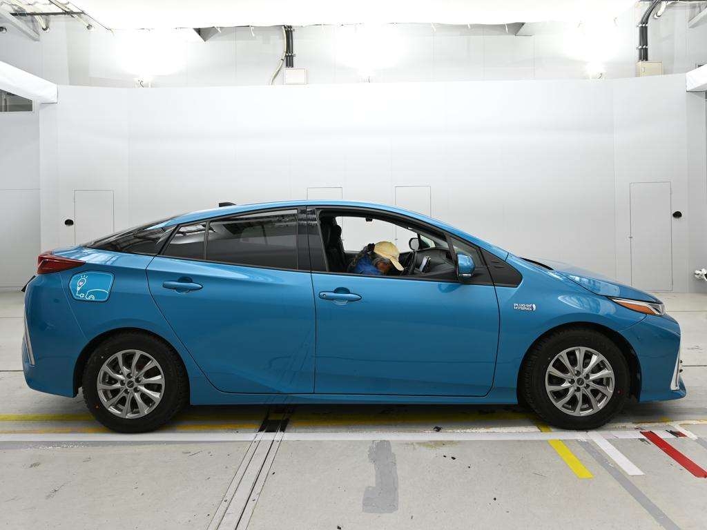 TOYOTA PRIUS PHV
