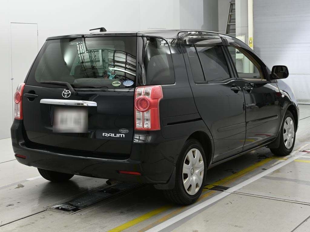 TOYOTA RAUM