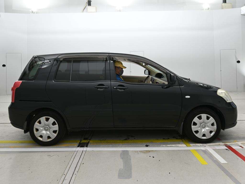 TOYOTA RAUM
