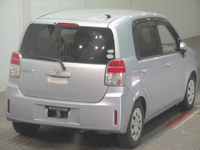 TOYOTA SPADE