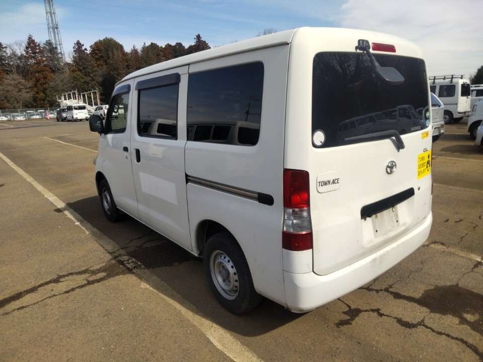 TOYOTA TOWN ACE