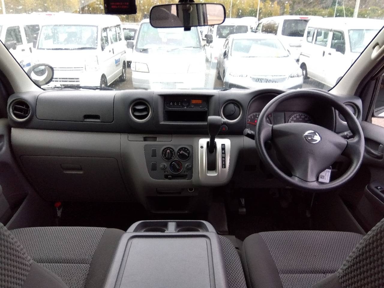 NISSAN NV350 CARAVAN