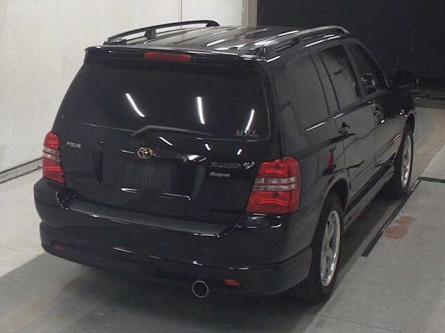 TOYOTA KLUGER V