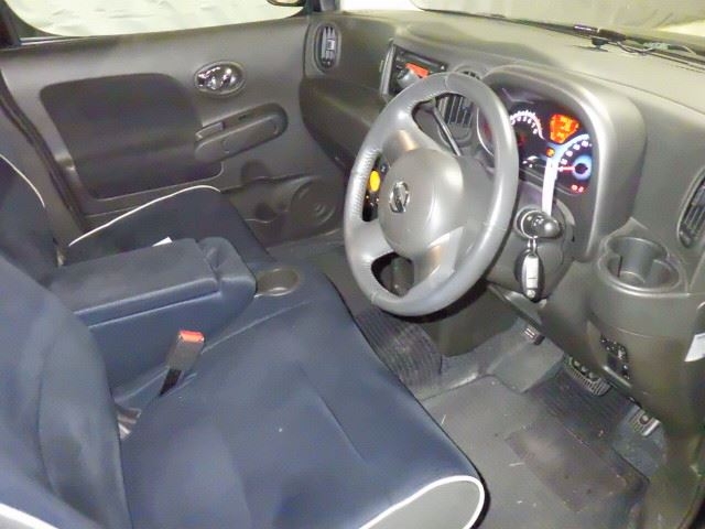 NISSAN CUBE