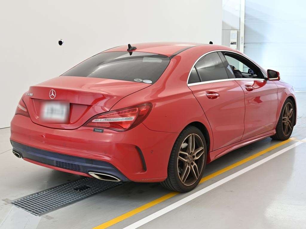 MERCEDES-BENZ CLA-CLASS