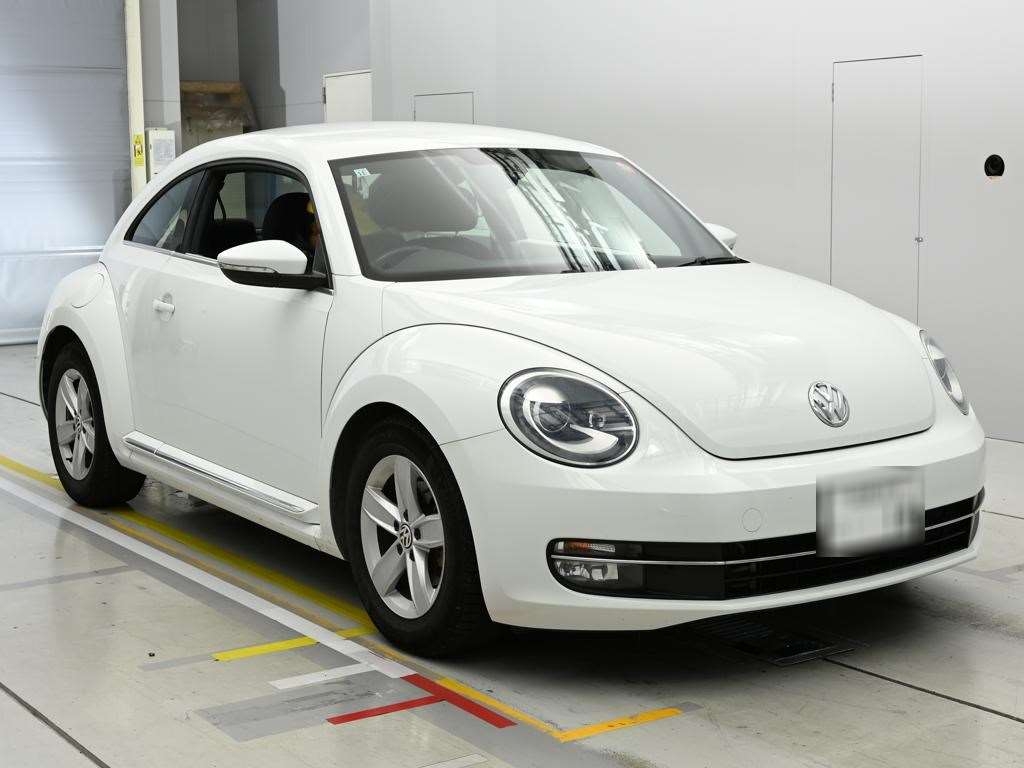 VOLKSWAGEN BEETLE