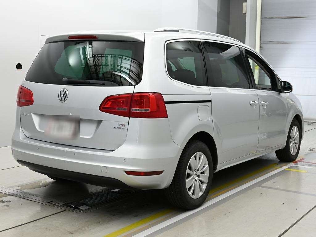 VOLKSWAGEN SHARAN