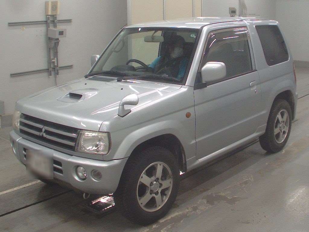 MITSUBISHI PAJERO MINI