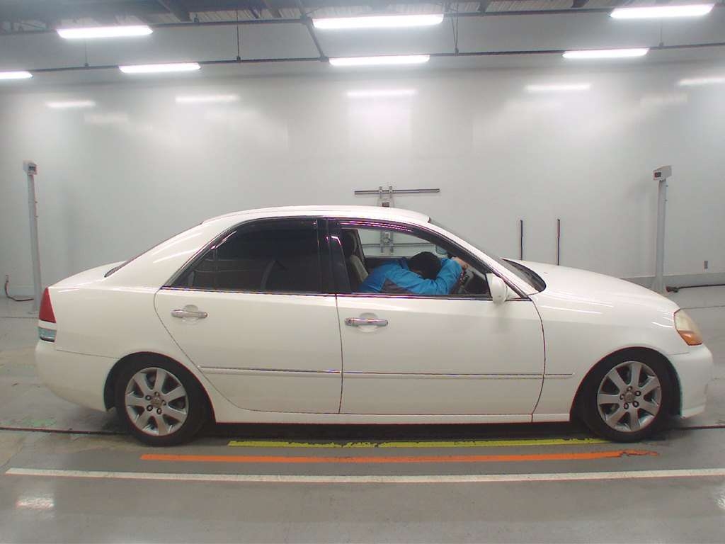TOYOTA MARK II