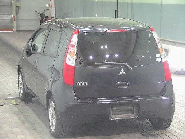 MITSUBISHI COLT