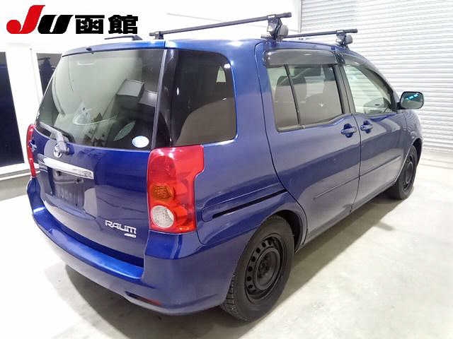 TOYOTA RAUM