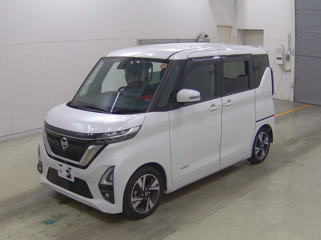 NISSAN ROOX