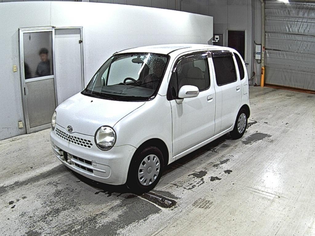 DAIHATSU MOVE LATTE
