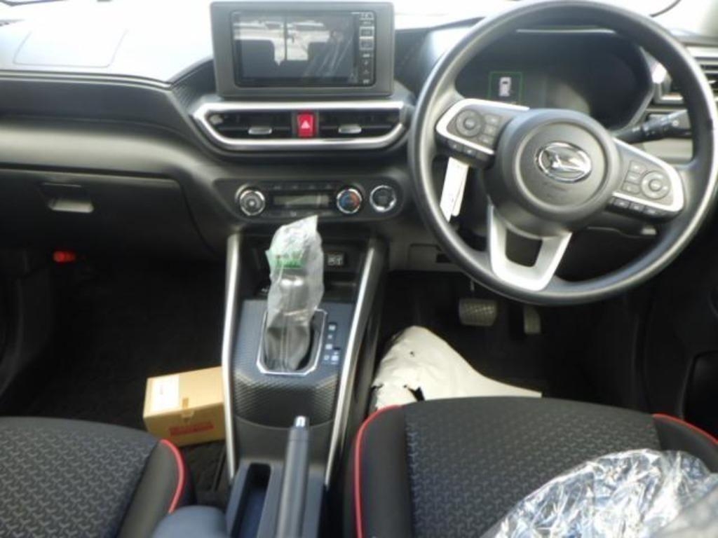 DAIHATSU ROCKY