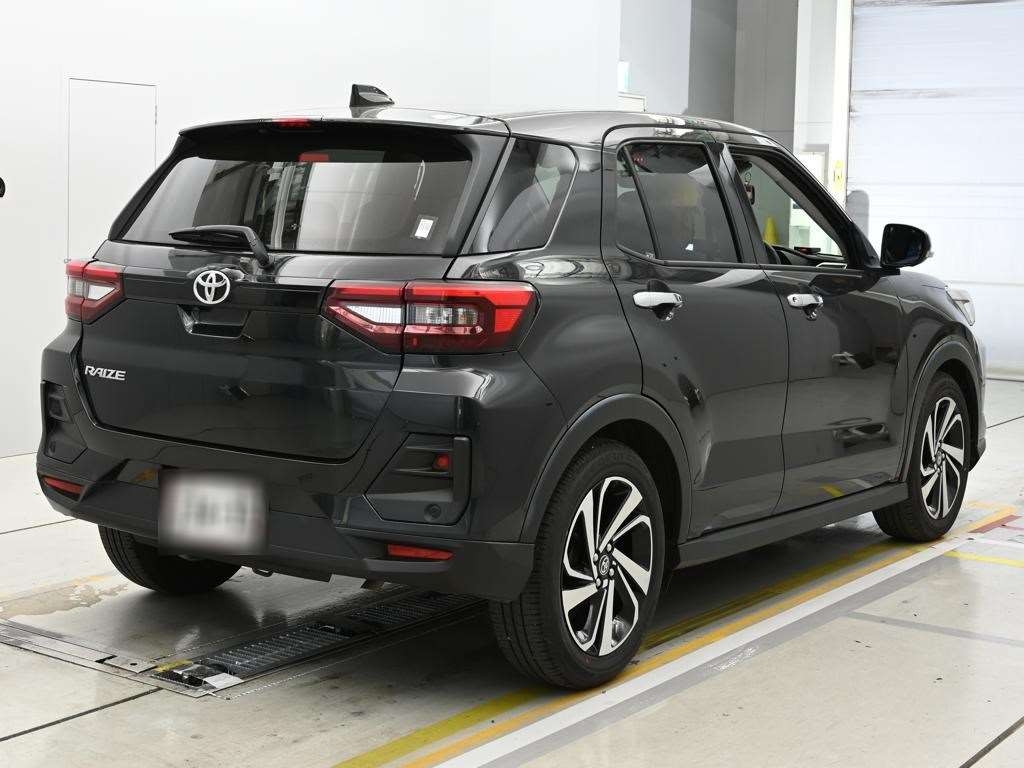 TOYOTA RAIZE