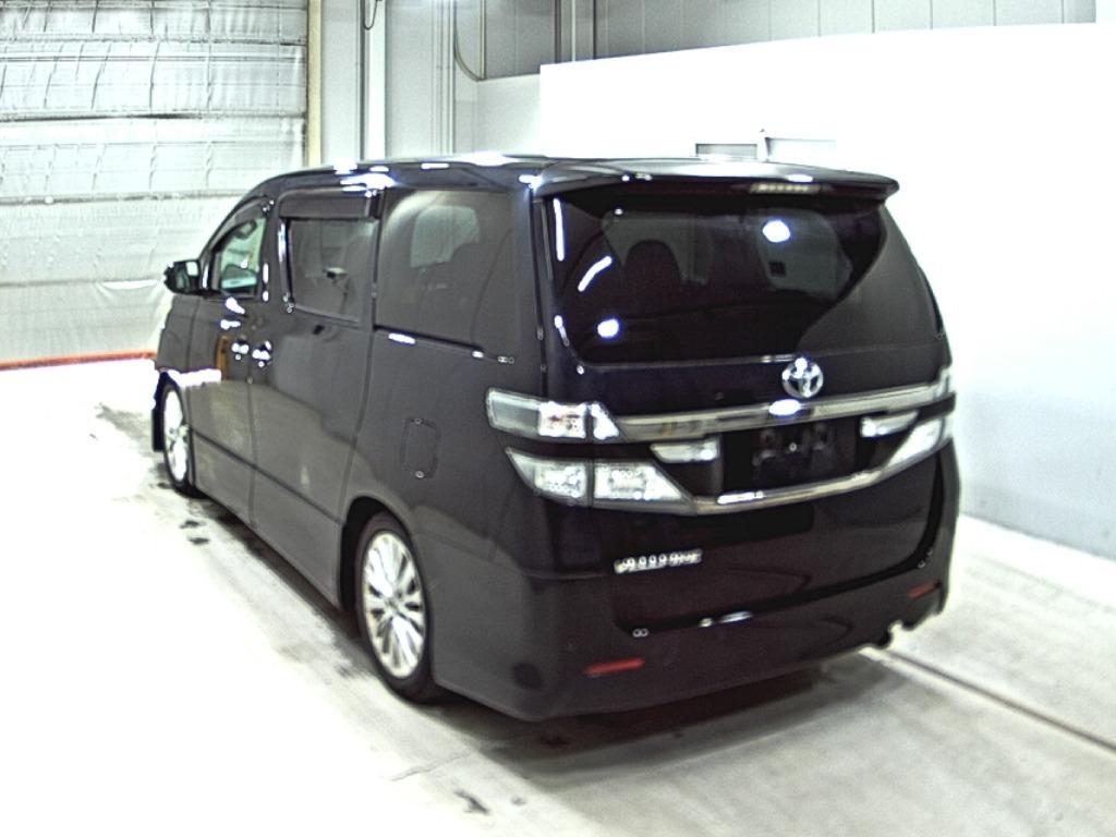 TOYOTA VELLFIRE
