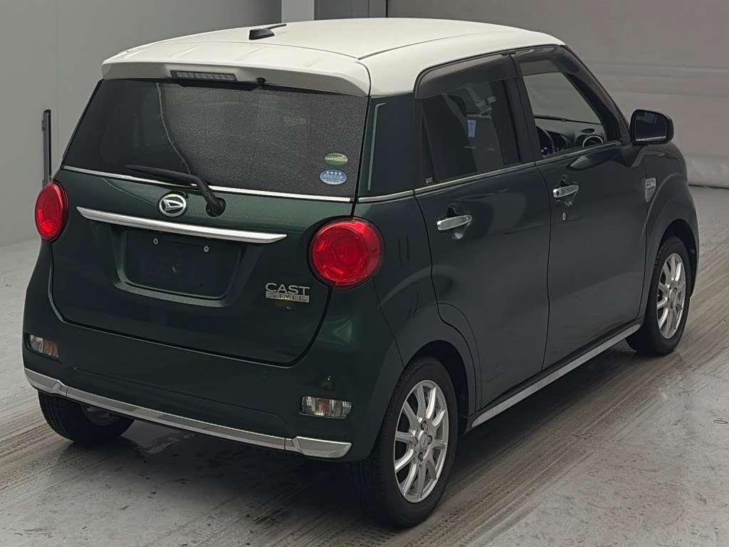 DAIHATSU CAST