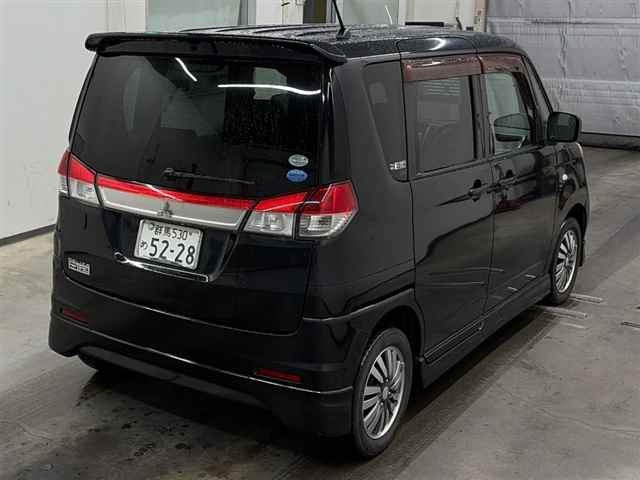 MITSUBISHI DELICA D:2