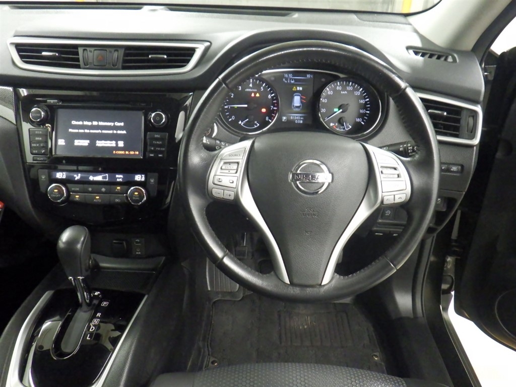 NISSAN X-TRAIL
