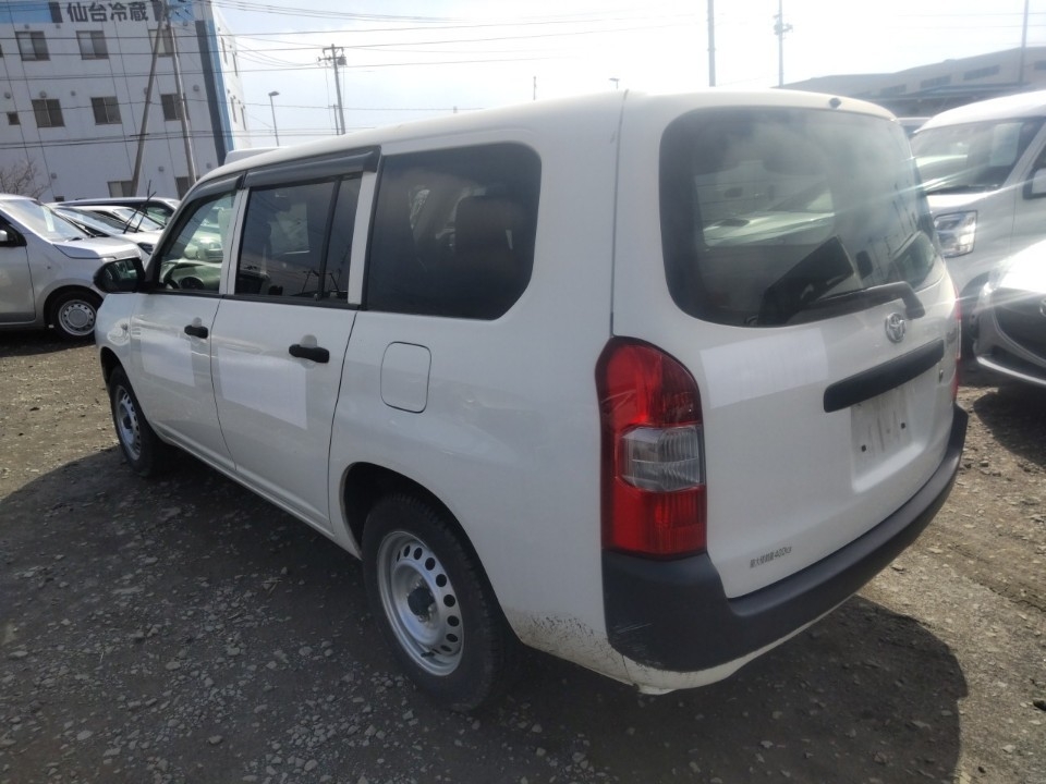 TOYOTA PROBOX