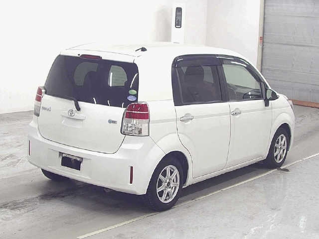 TOYOTA SPADE
