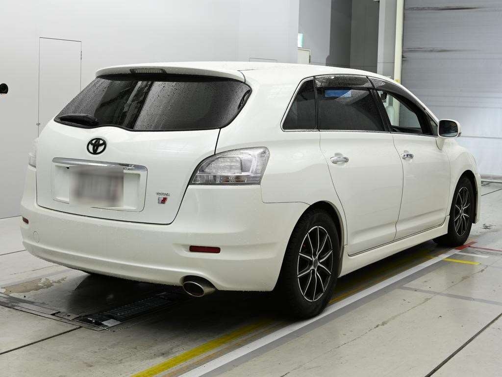 TOYOTA MARK X ZIO