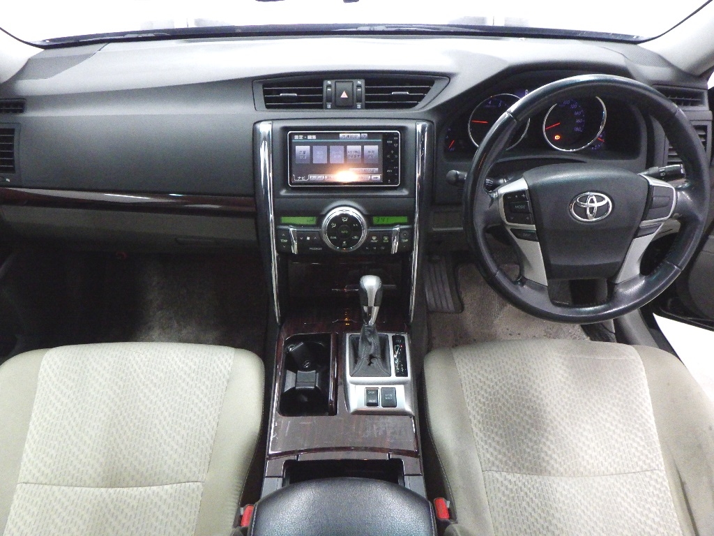 TOYOTA MARK X