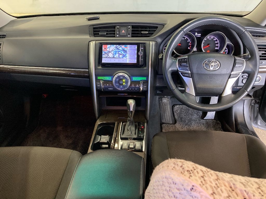 TOYOTA MARK X