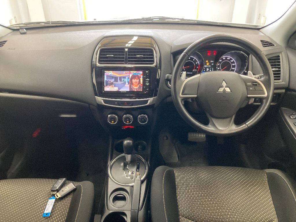 MITSUBISHI RVR