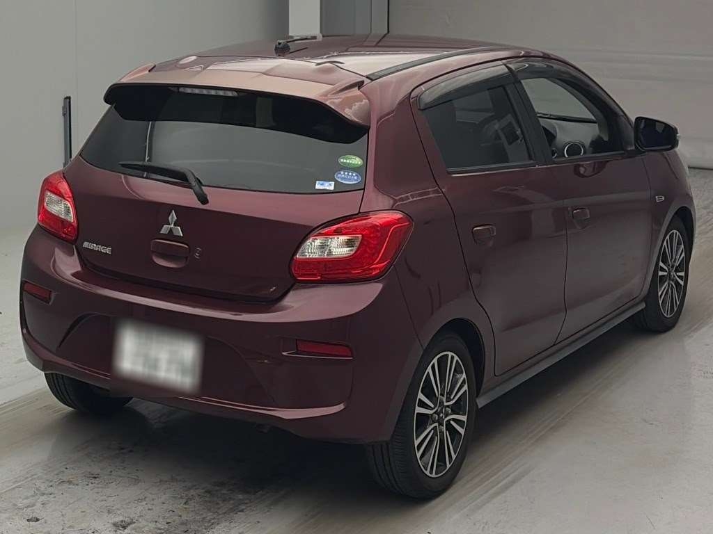 MITSUBISHI MIRAGE