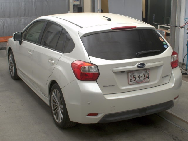 SUBARU IMPREZA