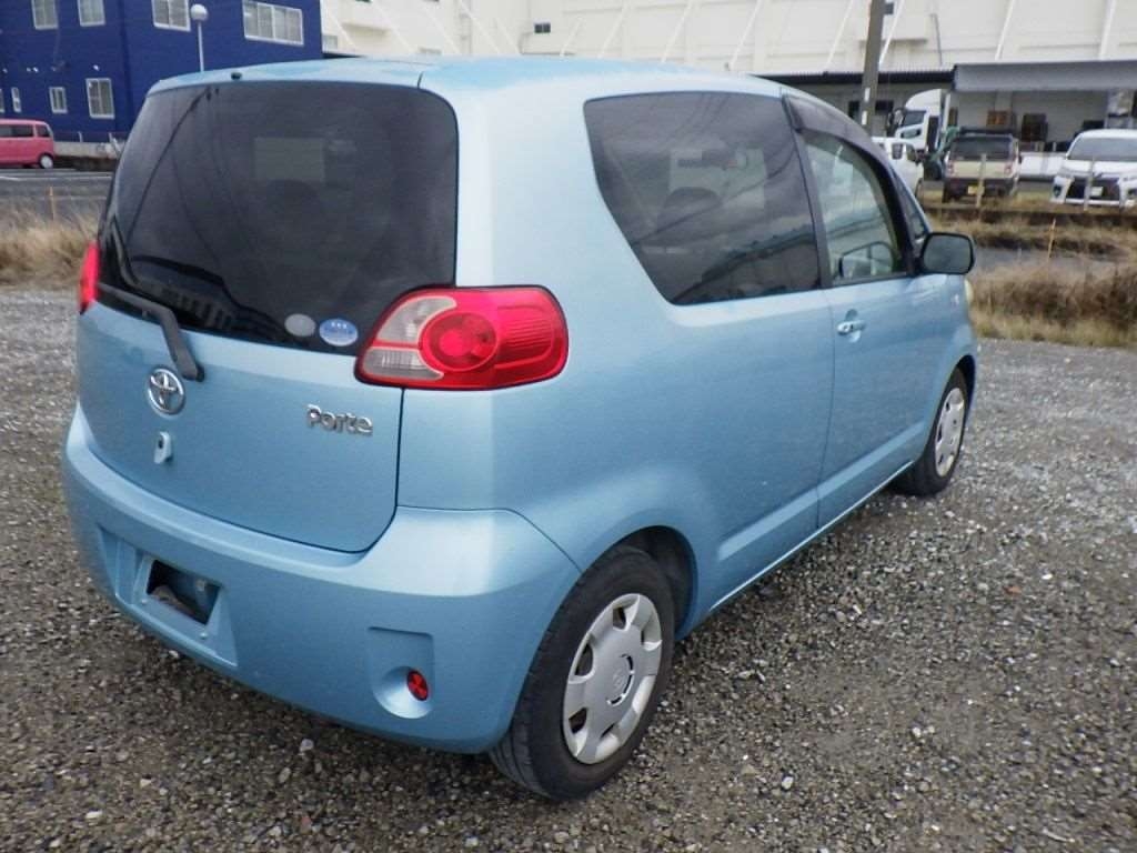 TOYOTA PORTE