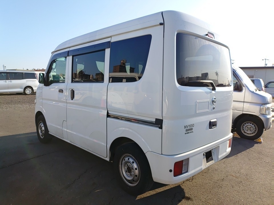 NISSAN NV100 CLIPPER
