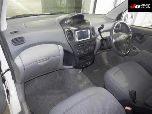 TOYOTA FUNCARGO