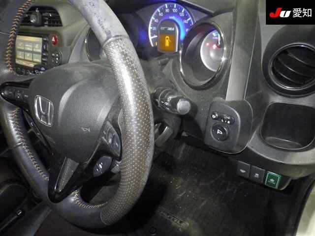 HONDA FIT SHUTTLE
