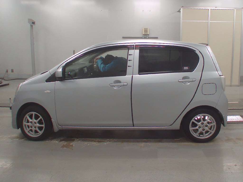 SUBARU PLEO PLUS