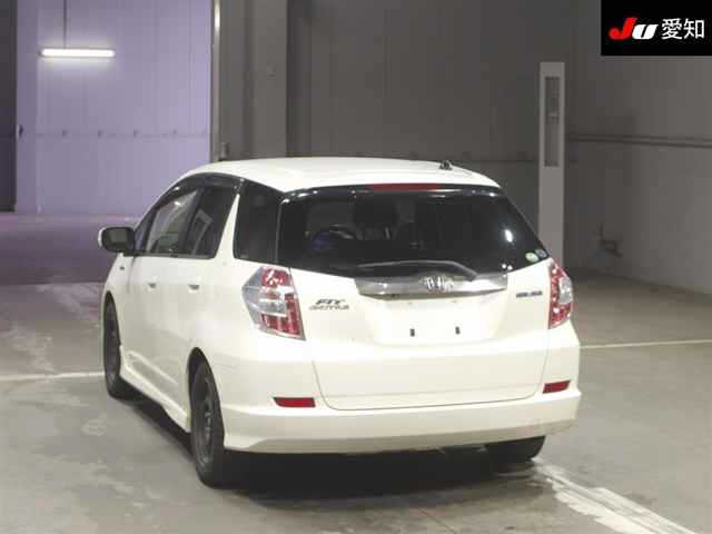 HONDA FIT SHUTTLE
