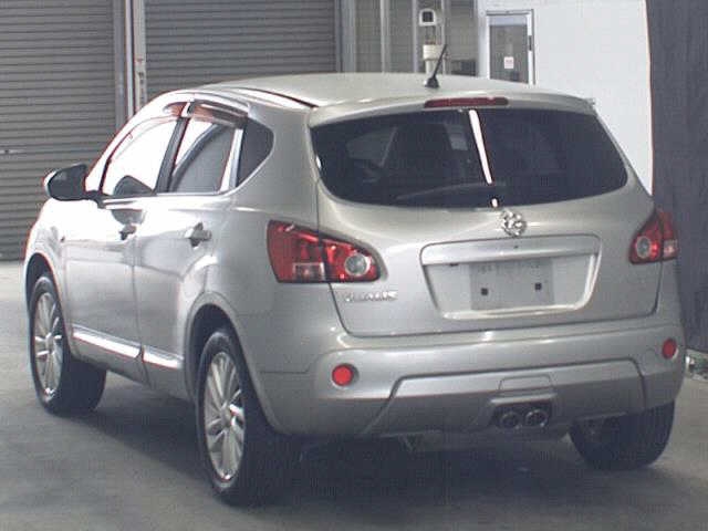 NISSAN DUALIS